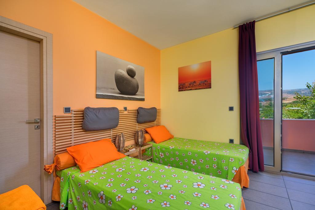 Skinos Ilivatos Eco Villa & Estate Chavriata ภายนอก รูปภาพ